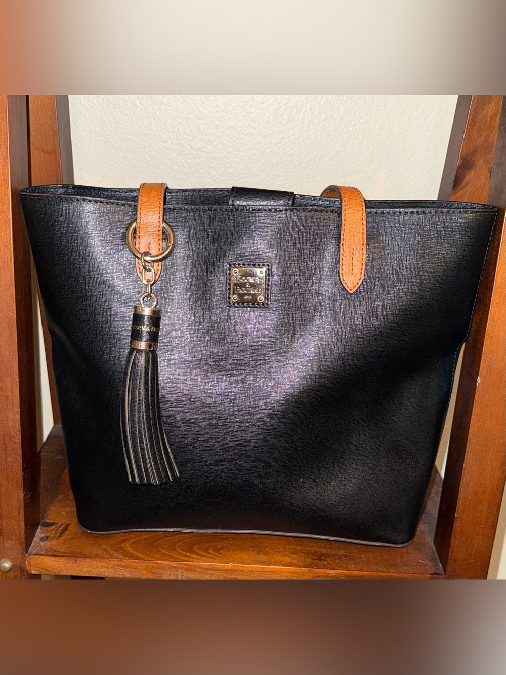 Dooney & Bourke Saffiano Hadley Tote